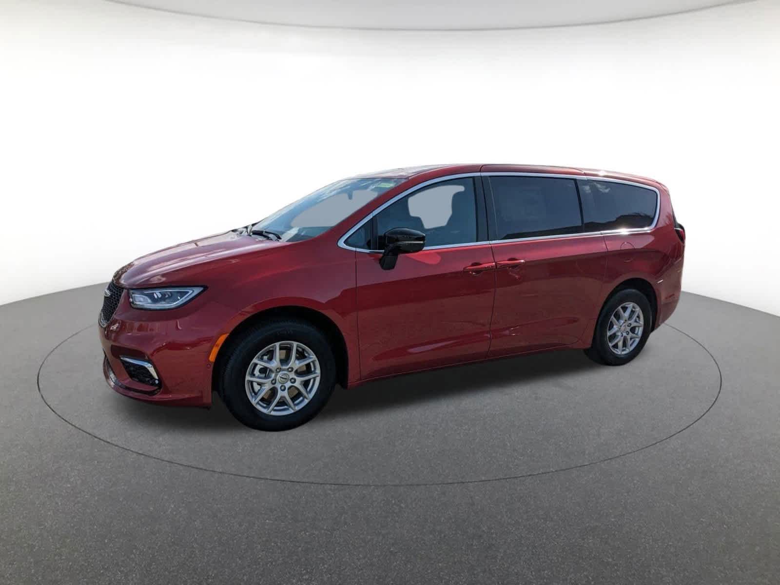 new 2025 Chrysler Pacifica car, priced at $43,893