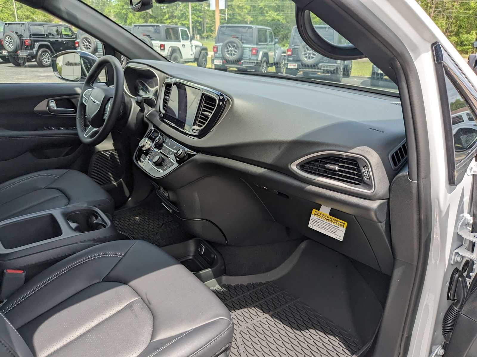 new 2025 Chrysler Voyager car, priced at $41,141