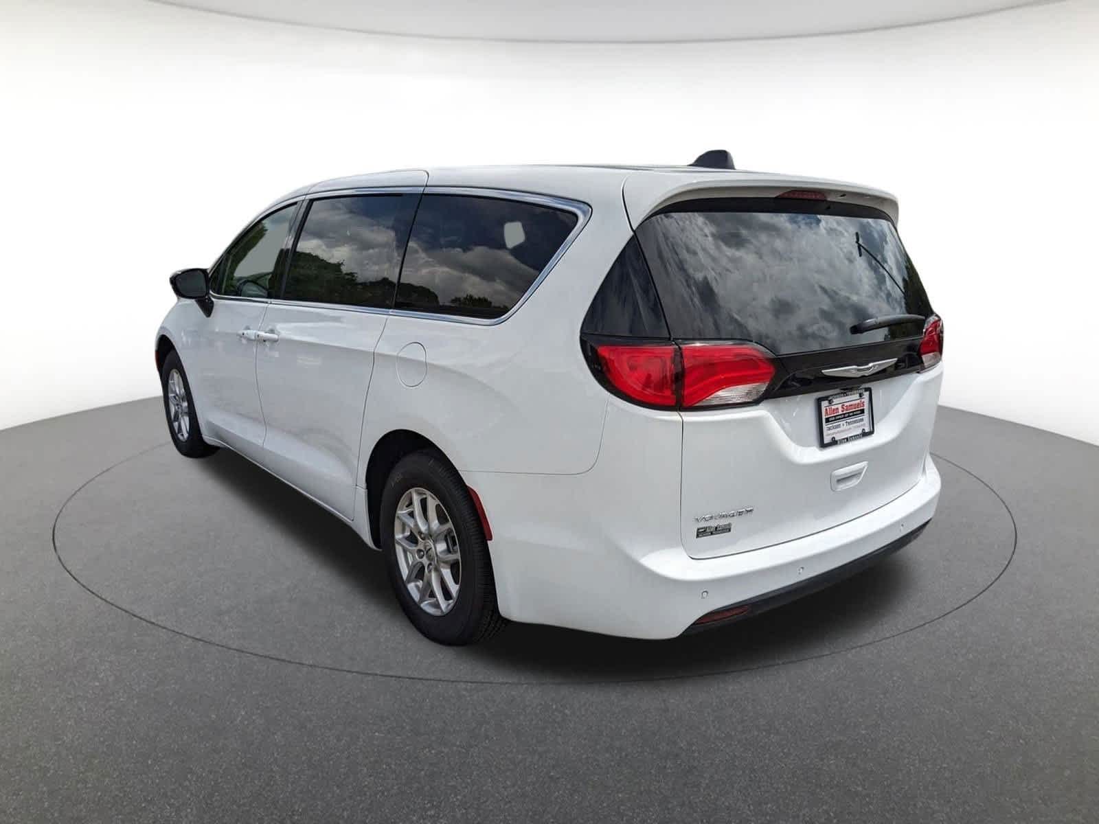 new 2025 Chrysler Voyager car, priced at $41,141