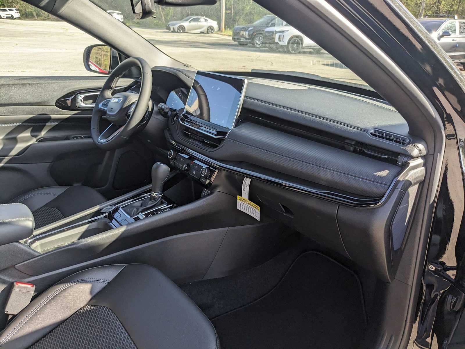 new 2025 Jeep Compass car, priced at $31,350