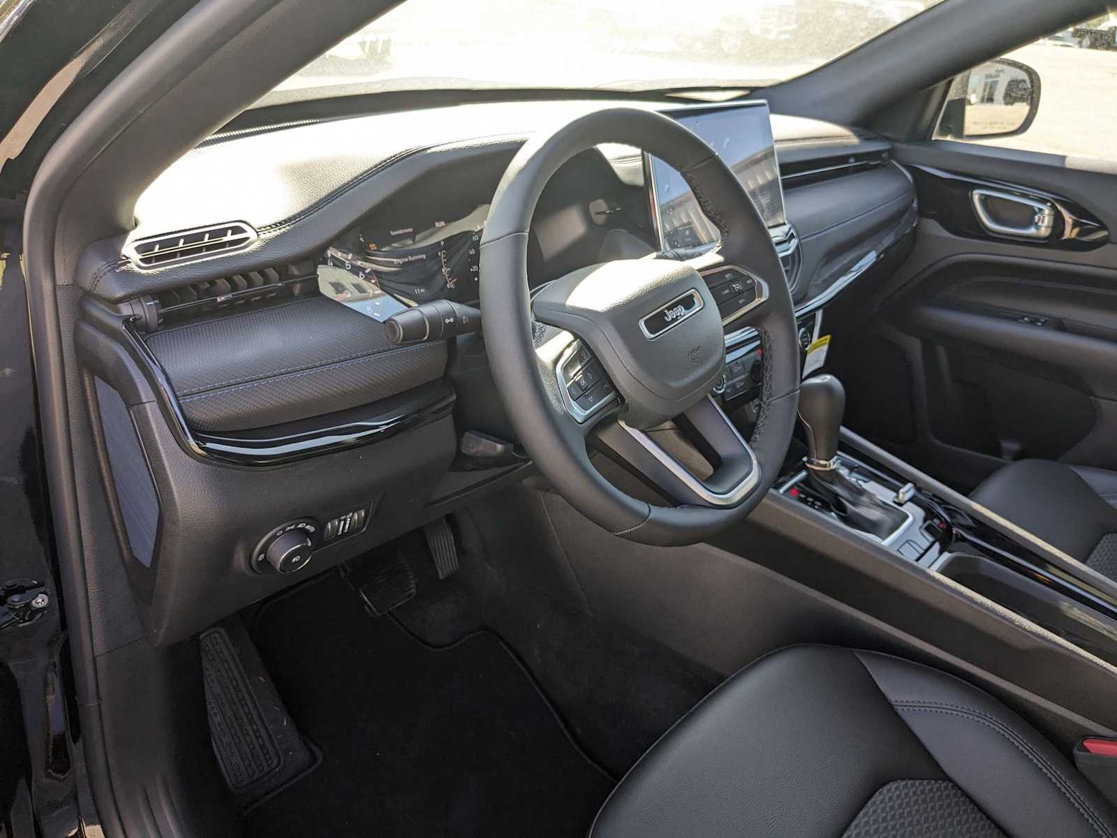 new 2025 Jeep Compass car, priced at $31,350
