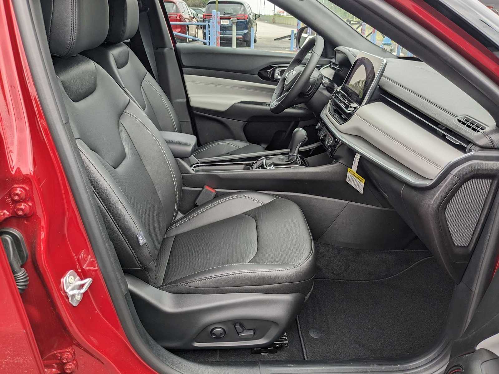 new 2025 Jeep Compass car, priced at $36,393