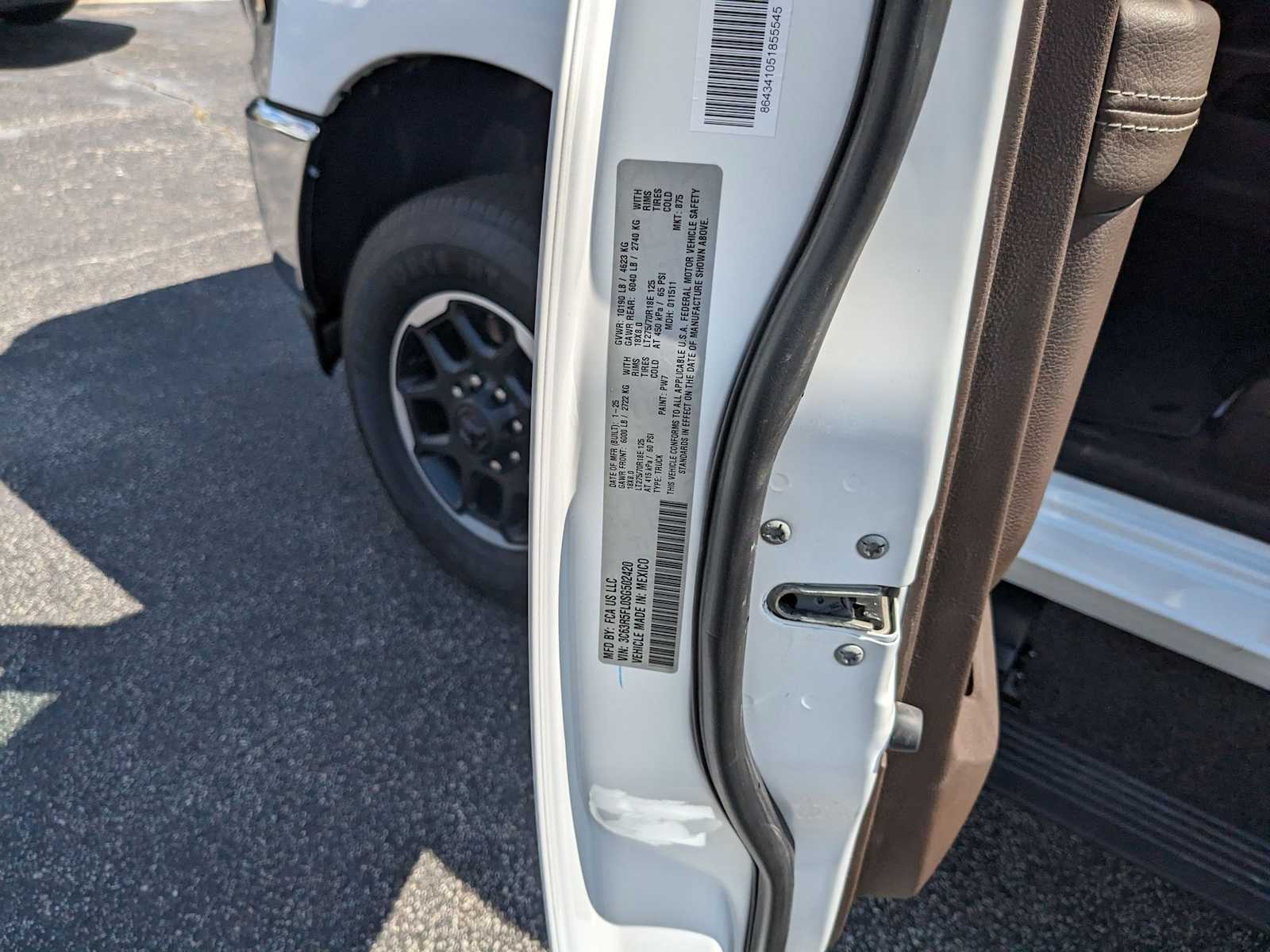 new 2025 Ram 2500 car, priced at $77,584