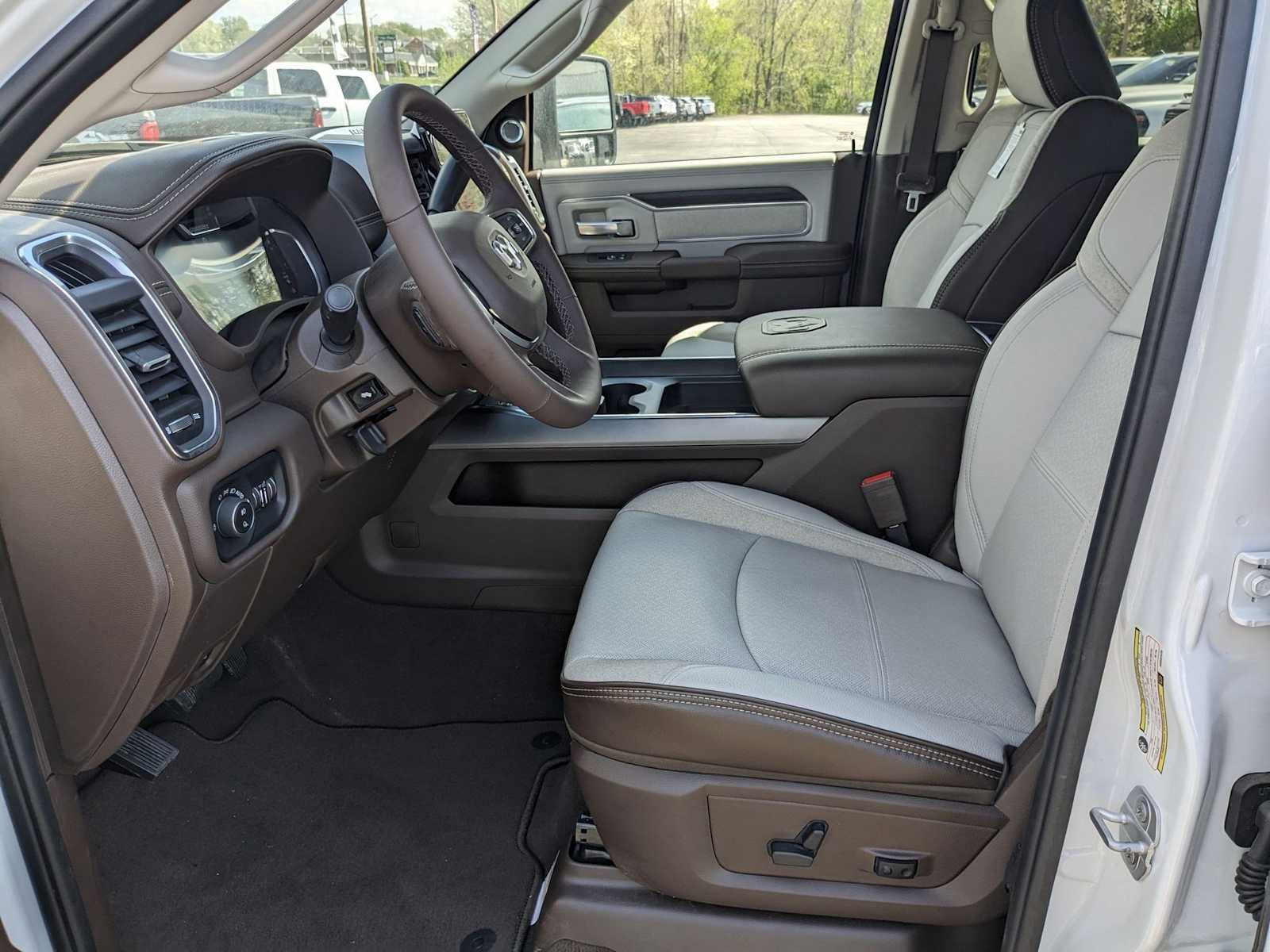 new 2025 Ram 2500 car, priced at $77,584