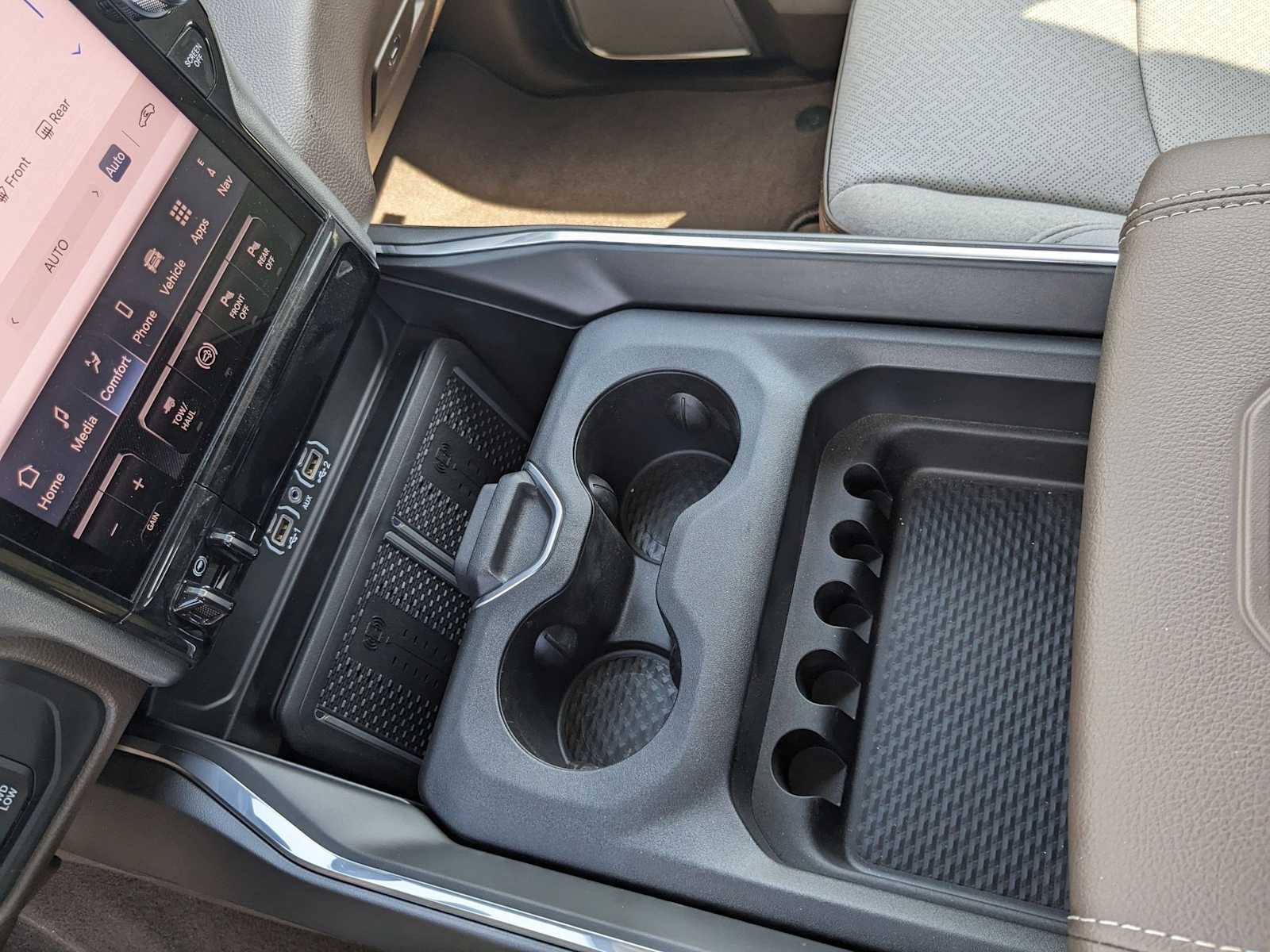new 2025 Ram 2500 car, priced at $77,584