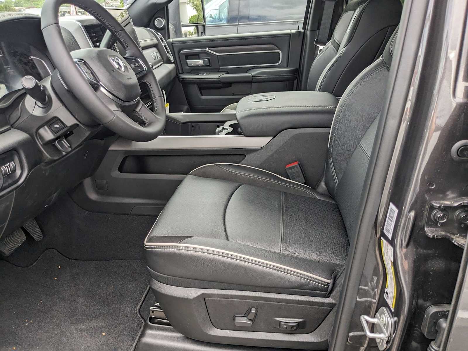 new 2025 Ram 2500 car, priced at $80,528
