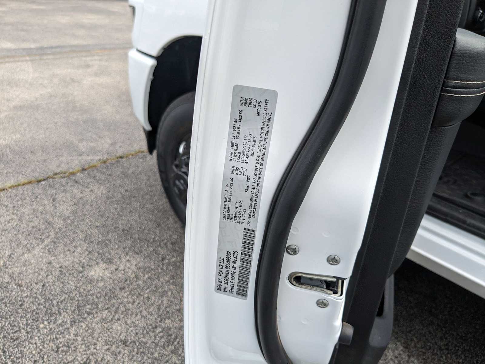 new 2025 Ram 3500 car, priced at $81,119