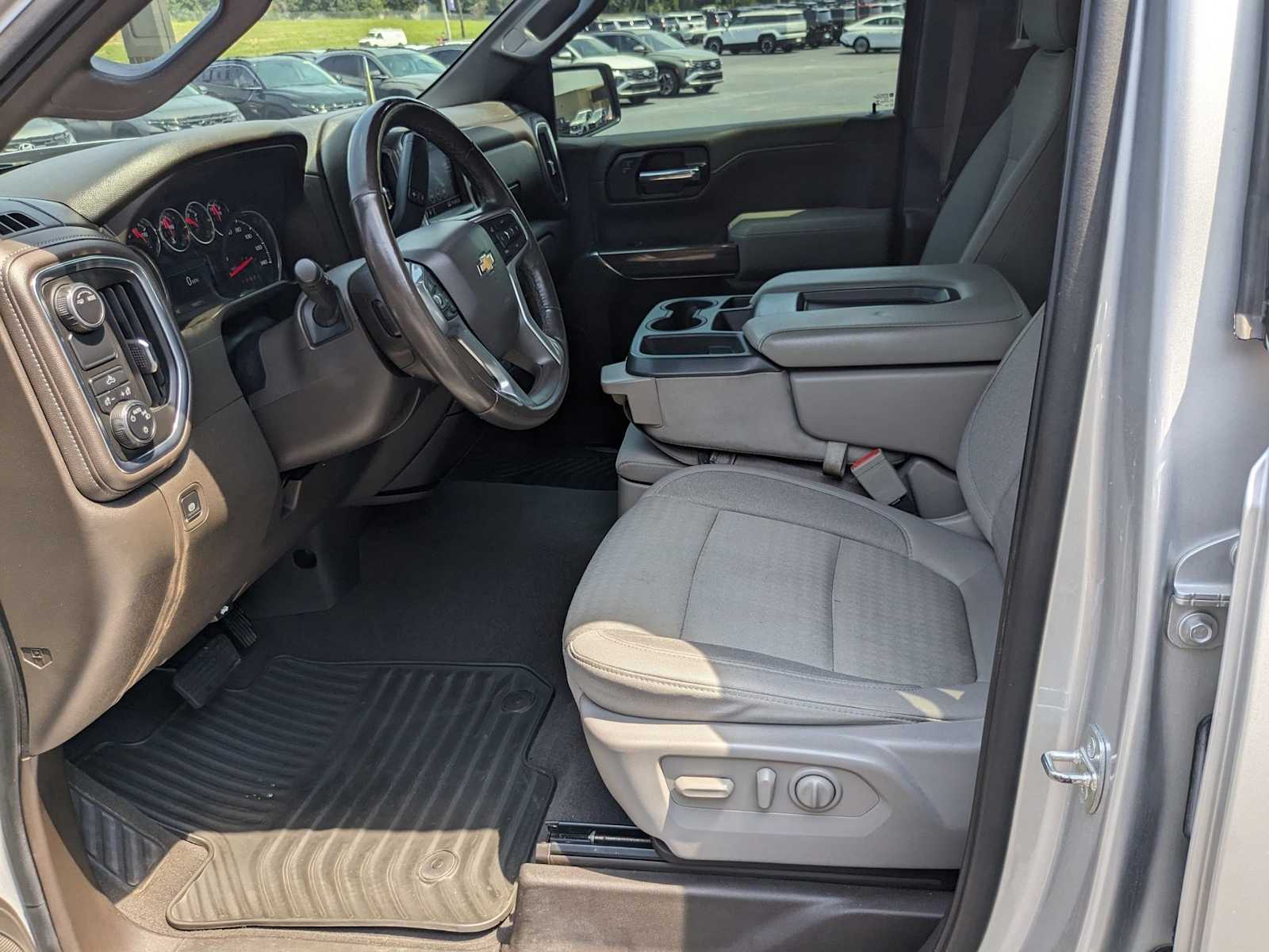 used 2020 Chevrolet Silverado 1500 car, priced at $28,300