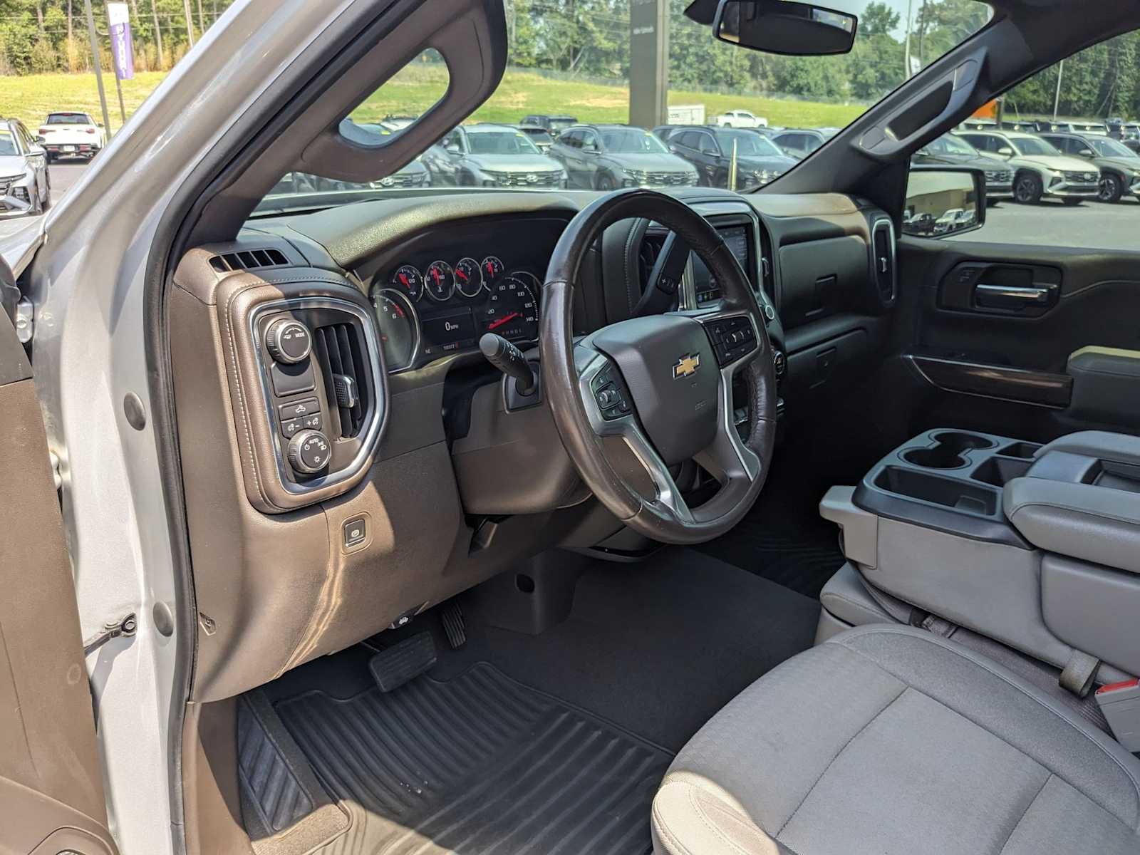 used 2020 Chevrolet Silverado 1500 car, priced at $28,300