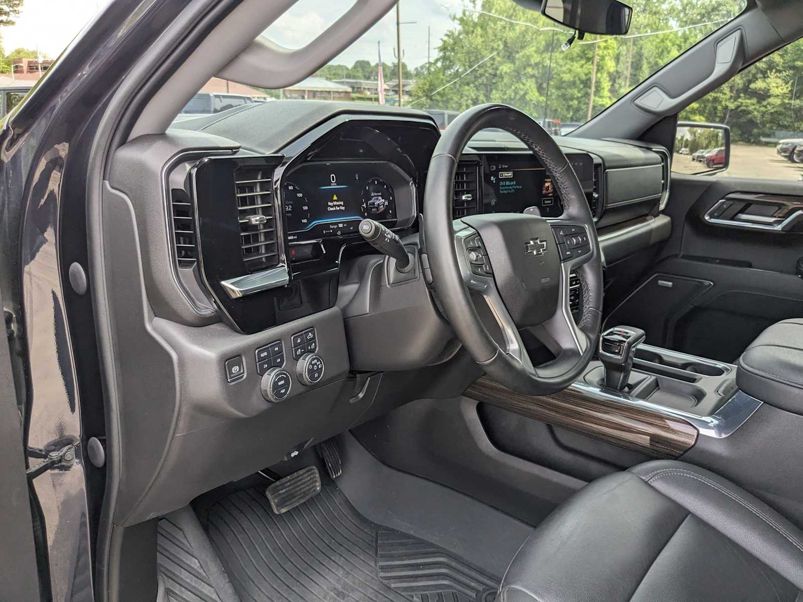 used 2023 Chevrolet Silverado 1500 car, priced at $47,873