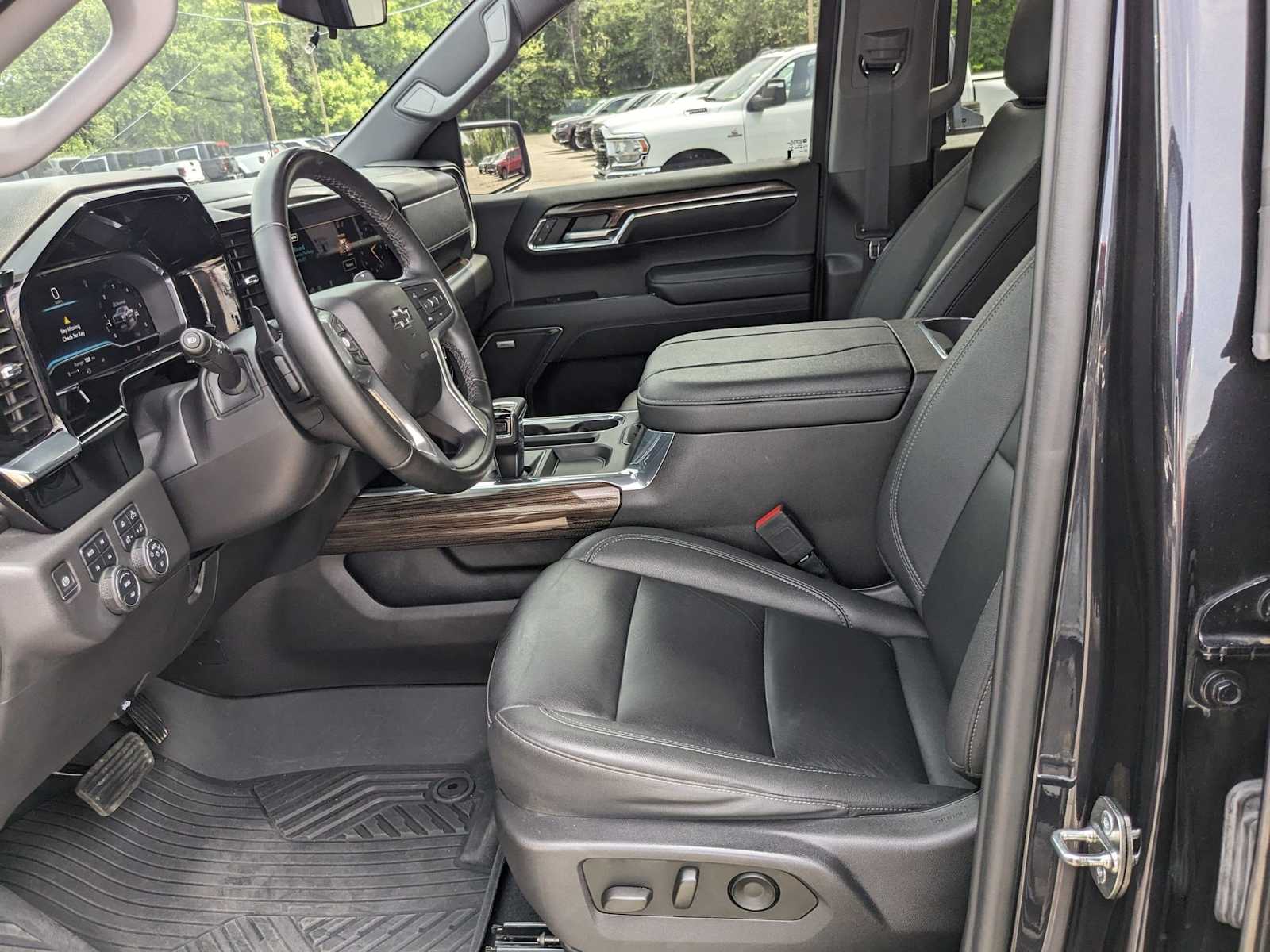 used 2023 Chevrolet Silverado 1500 car, priced at $47,873