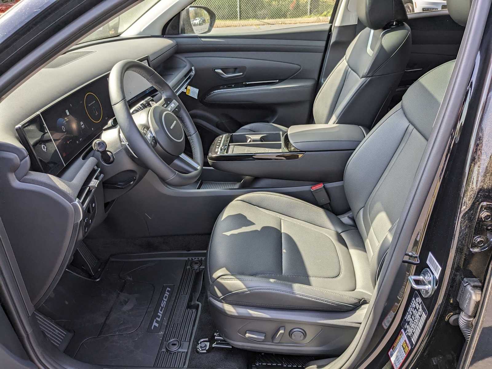 new 2025 Hyundai Tucson car, priced at $38,989