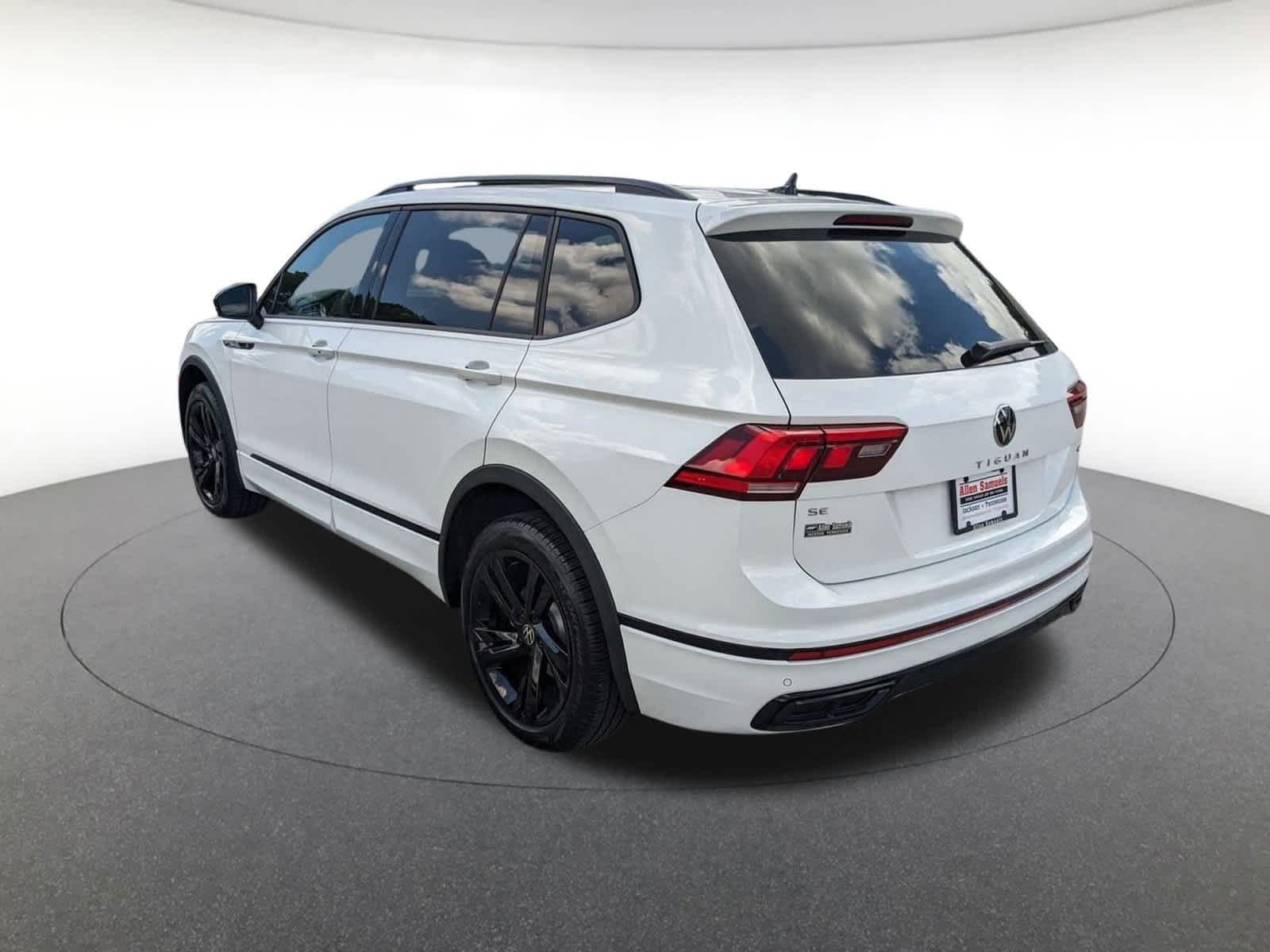 used 2024 Volkswagen Tiguan car, priced at $32,000