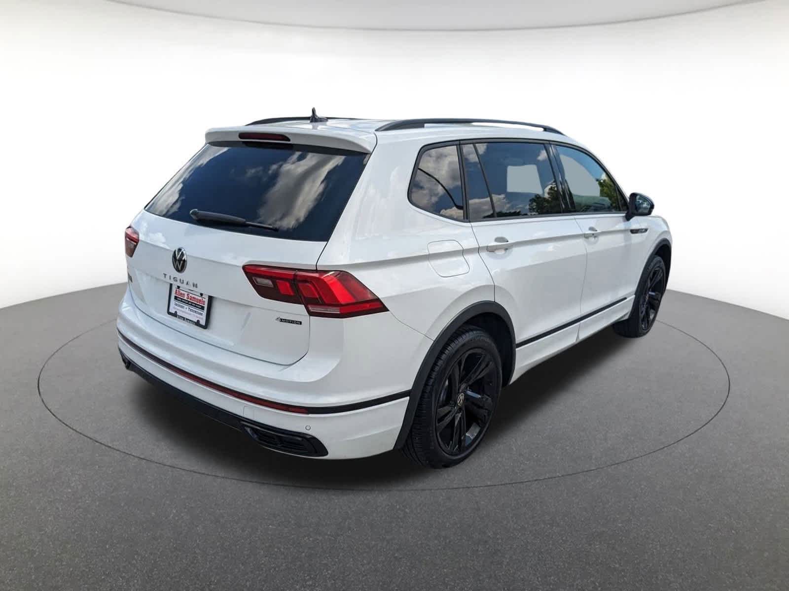 used 2024 Volkswagen Tiguan car, priced at $32,000