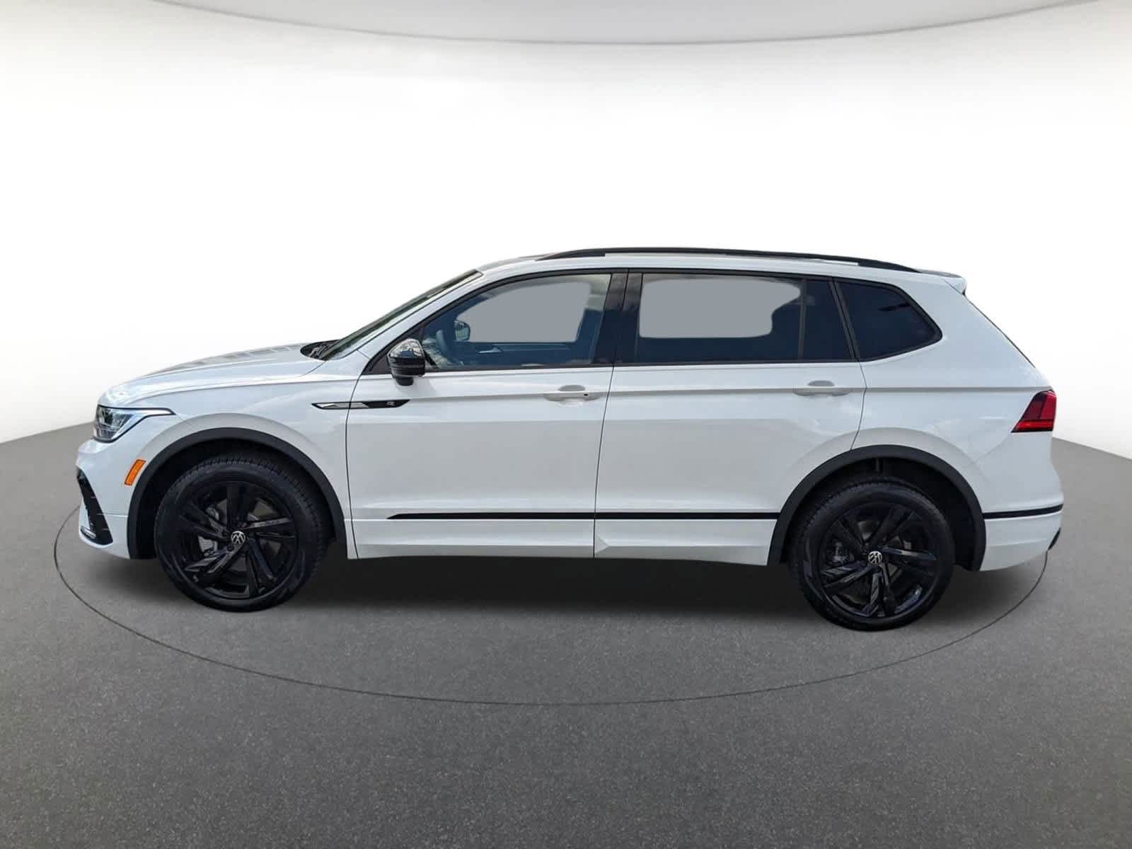 used 2024 Volkswagen Tiguan car, priced at $32,000
