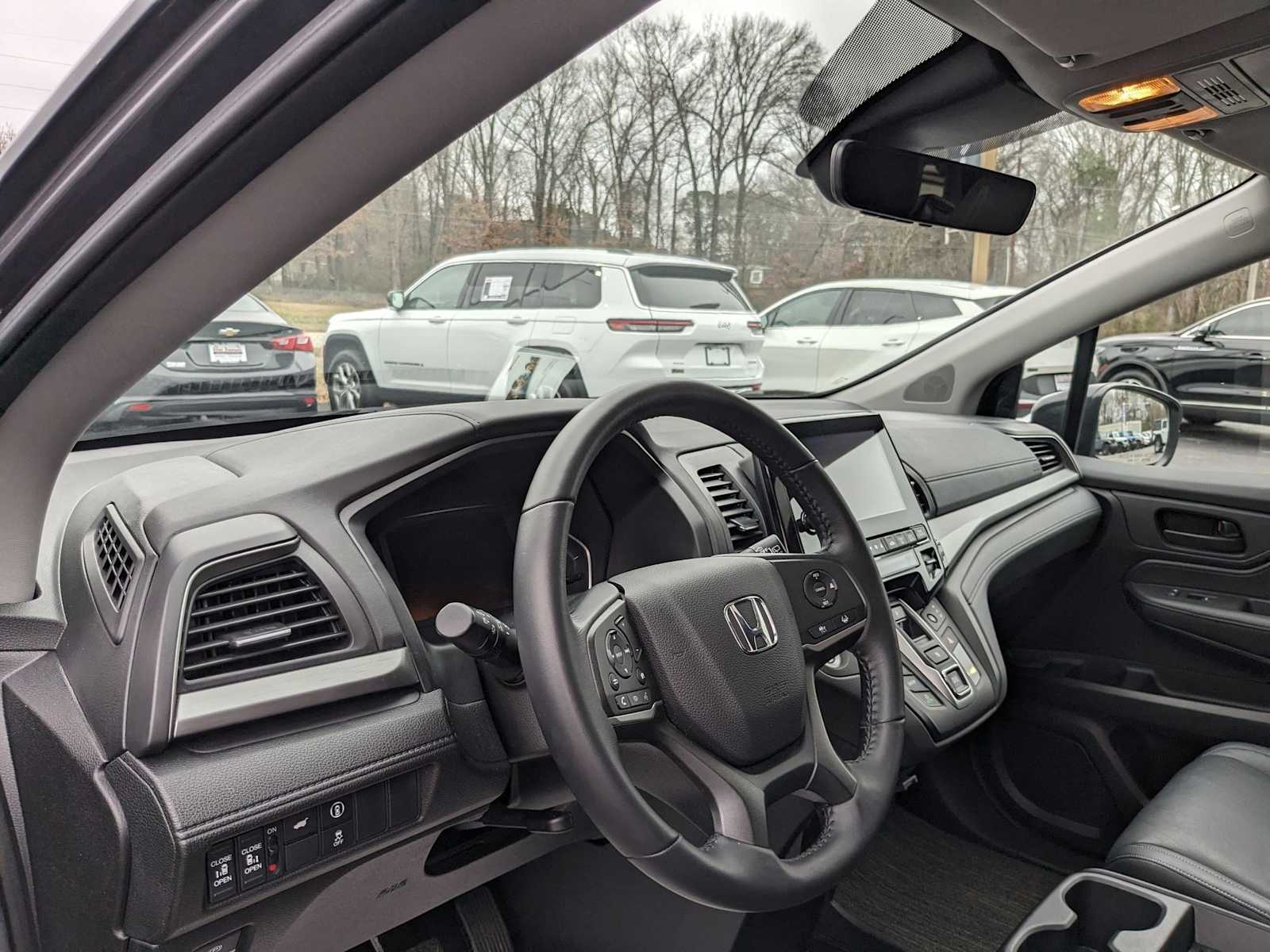 used 2024 Honda Odyssey car, priced at $36,900