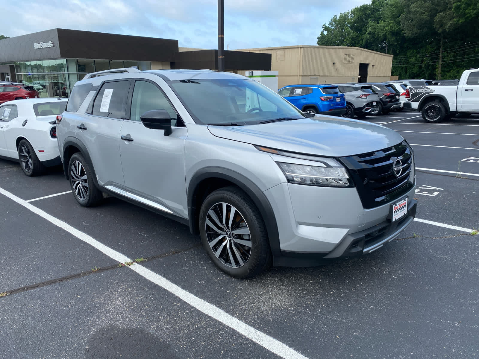used 2024 Nissan Pathfinder car, priced at $42,000