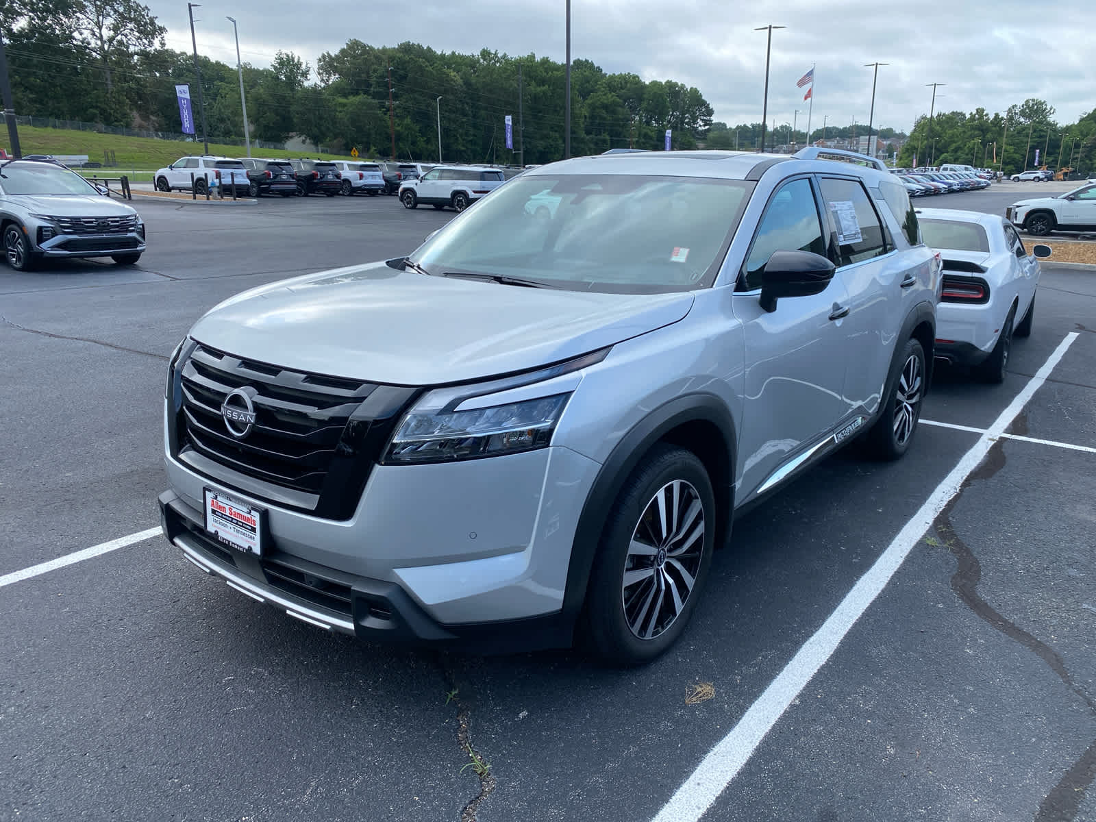 used 2024 Nissan Pathfinder car, priced at $42,000