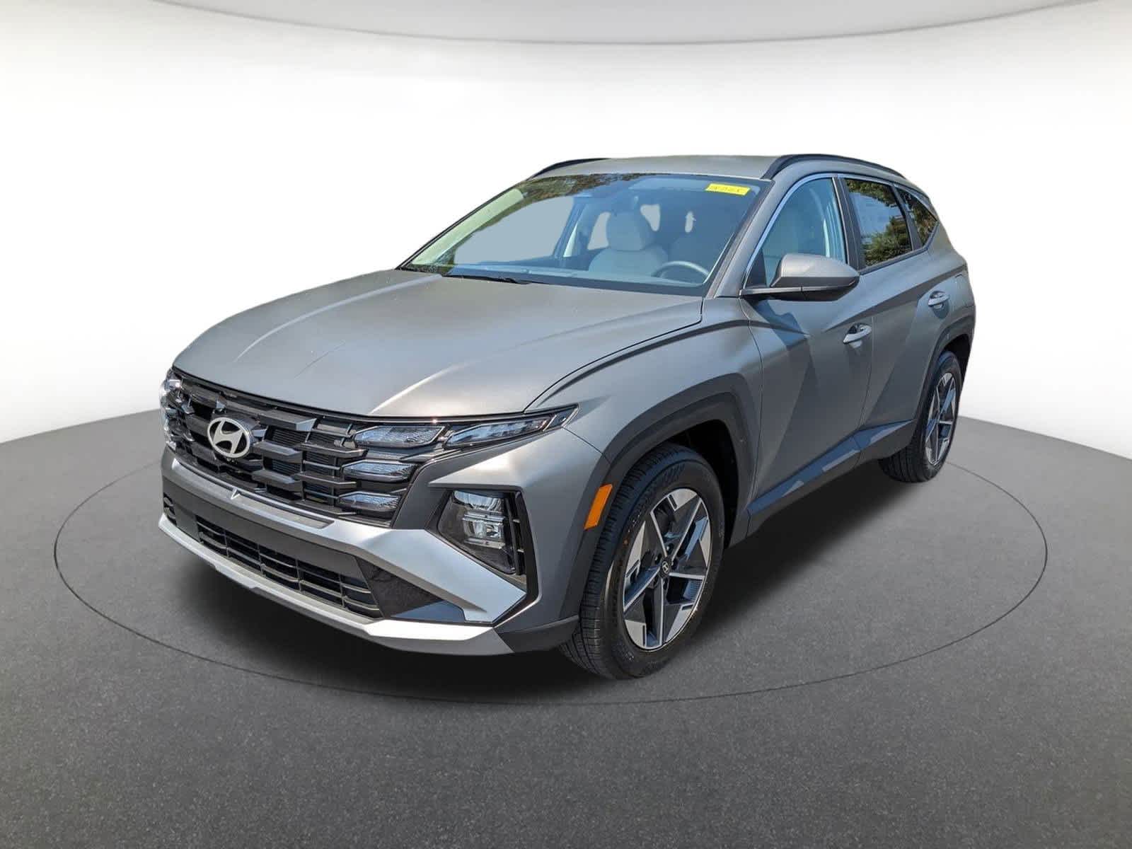 new 2025 Hyundai Tucson car, priced at $30,321