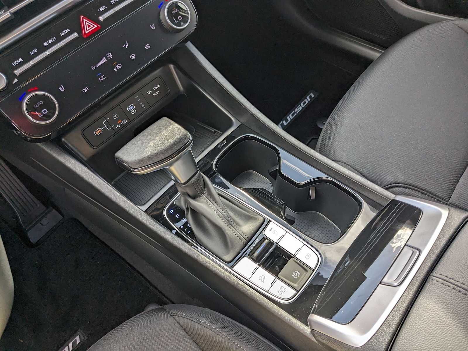 new 2025 Hyundai Tucson car, priced at $32,058