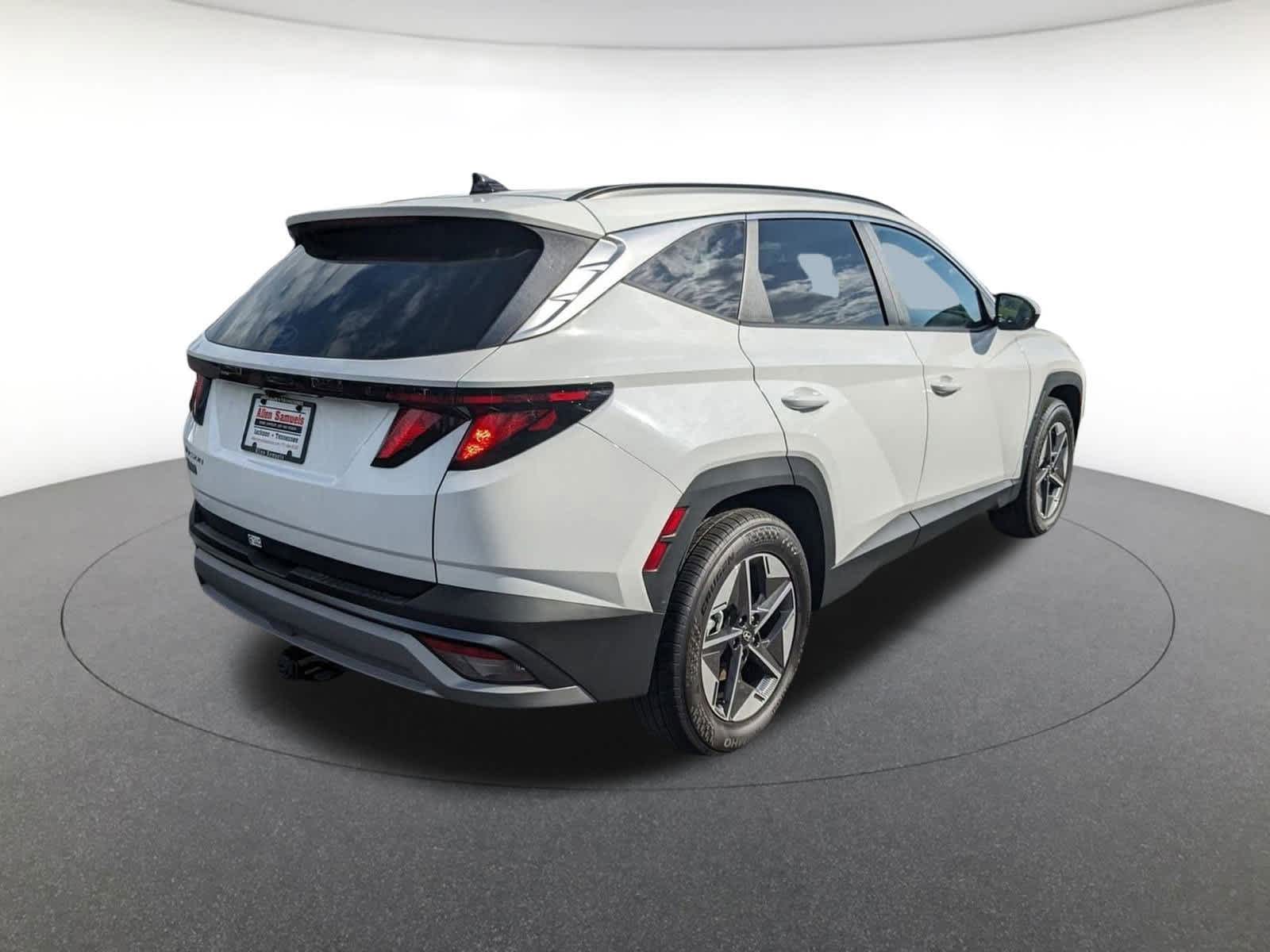 new 2025 Hyundai Tucson car, priced at $32,058