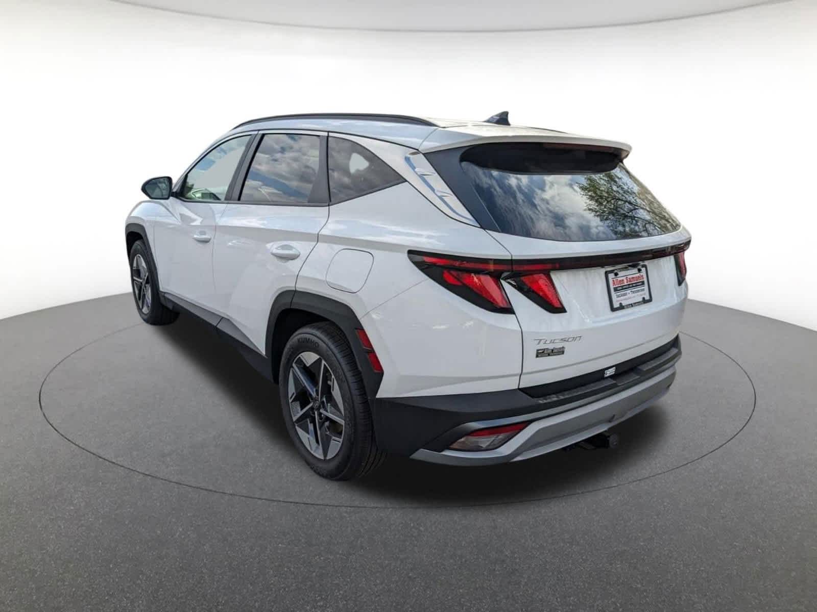 new 2025 Hyundai Tucson car, priced at $32,058