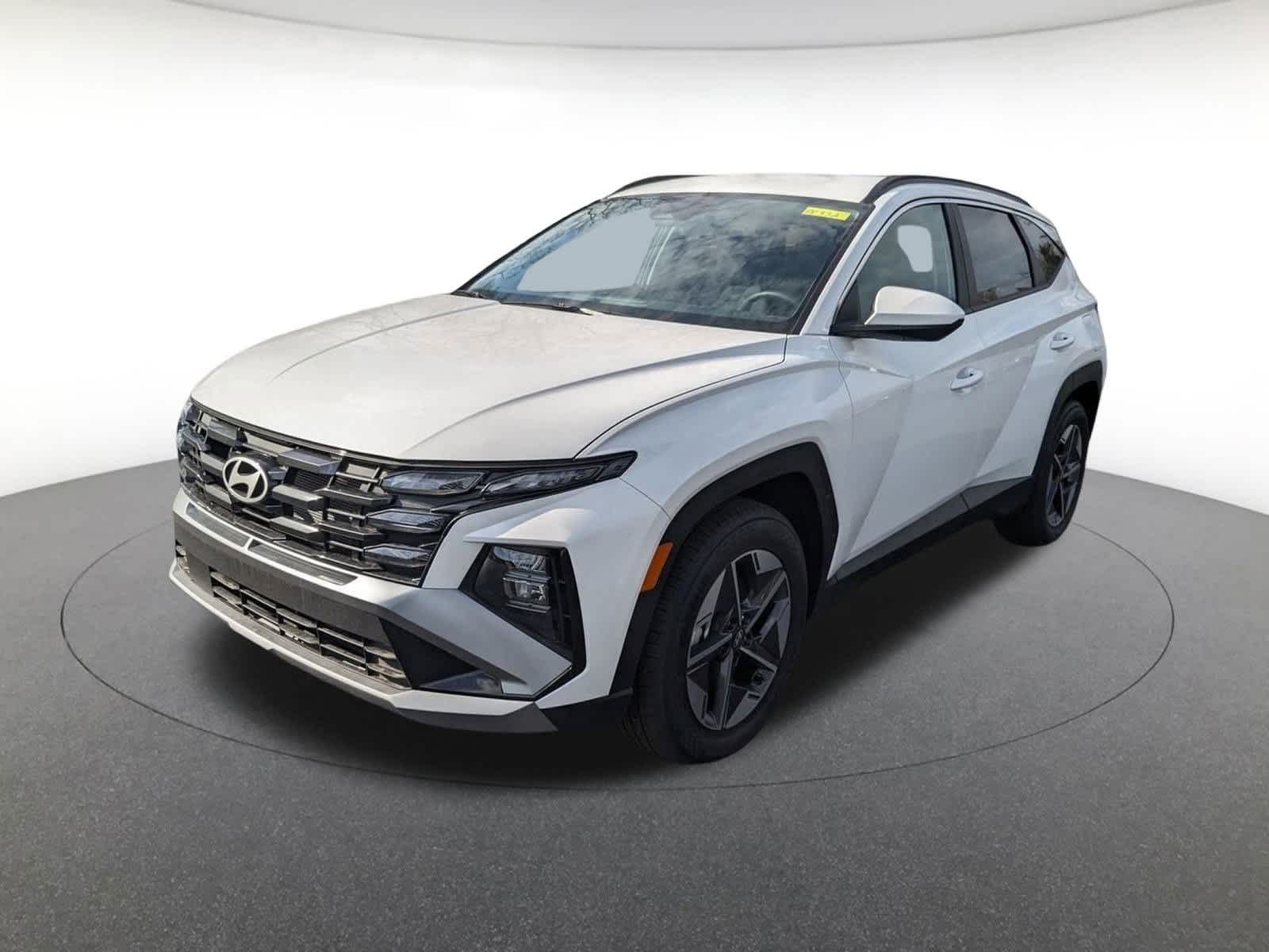 new 2025 Hyundai Tucson car, priced at $32,058