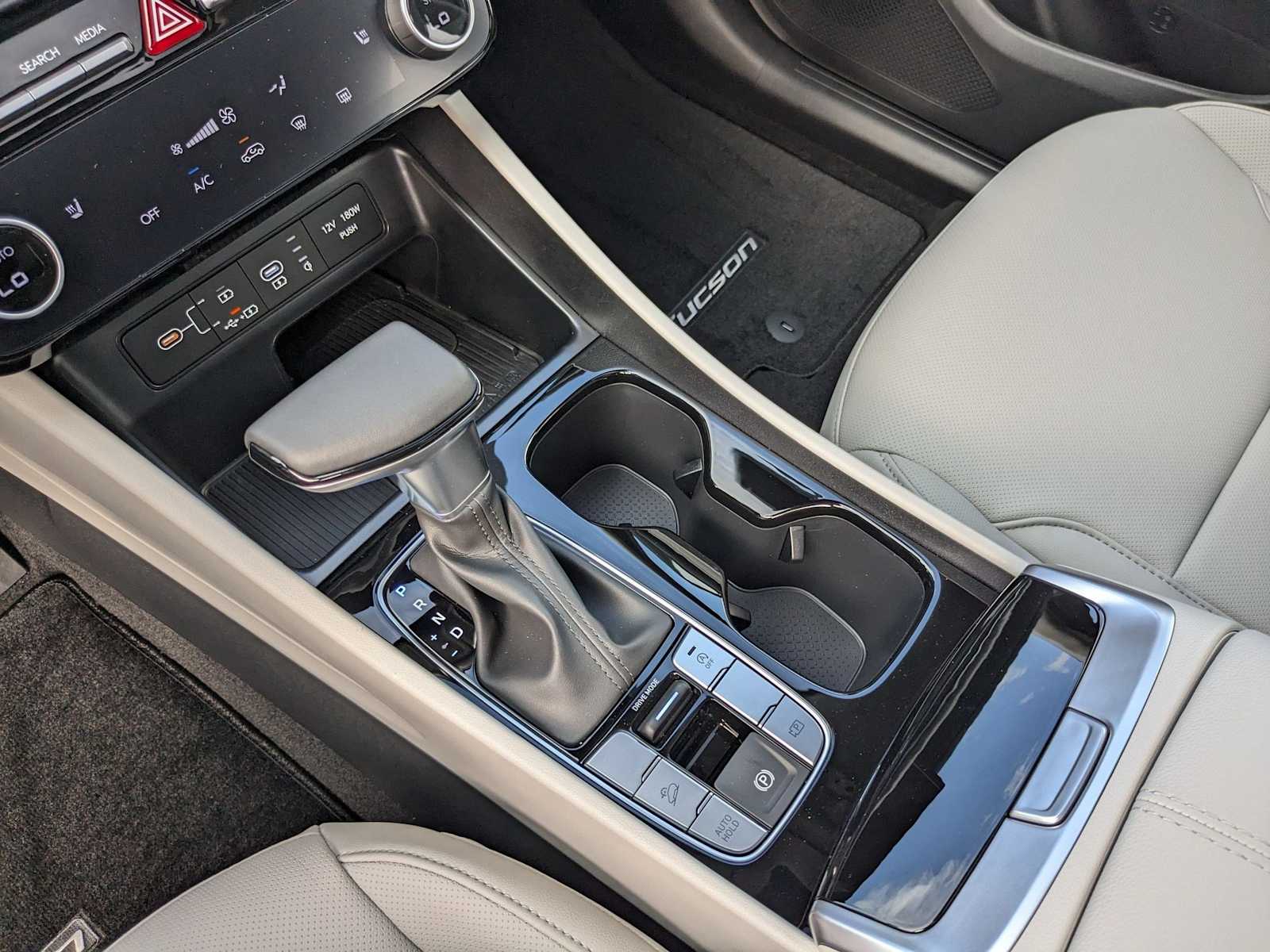 new 2025 Hyundai Tucson car, priced at $35,444