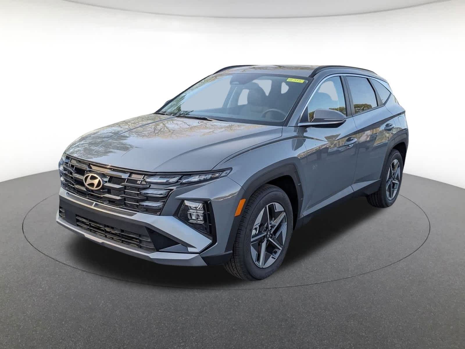 new 2025 Hyundai Tucson car, priced at $33,942