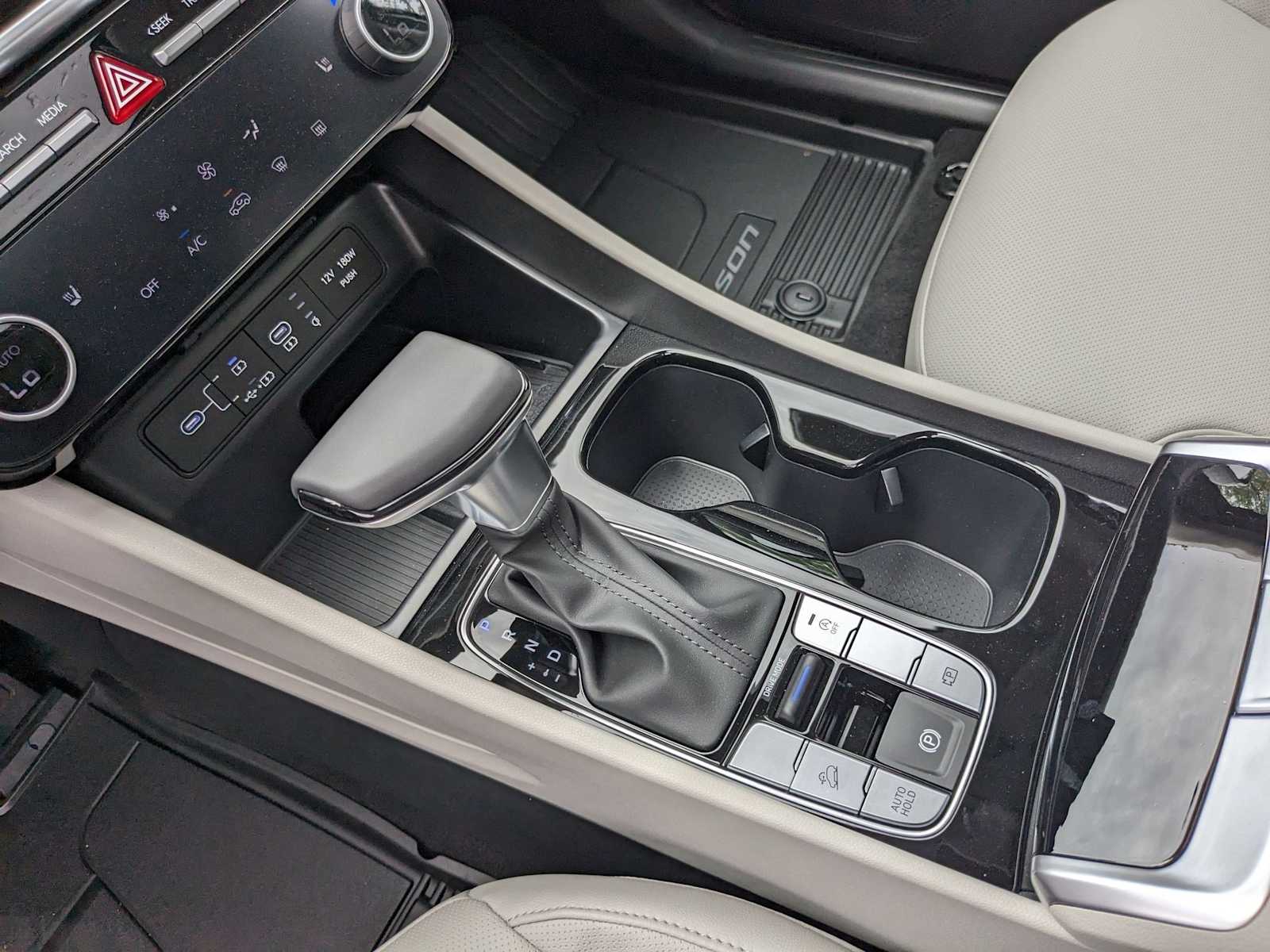 new 2025 Hyundai Tucson car, priced at $33,942