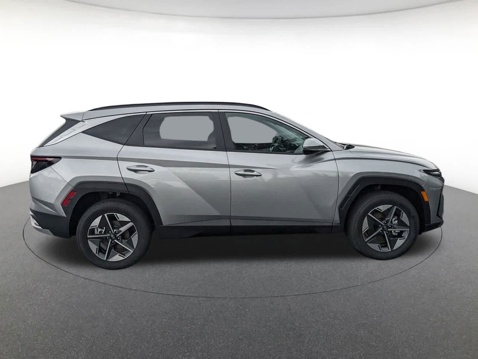 new 2025 Hyundai Tucson car, priced at $35,301