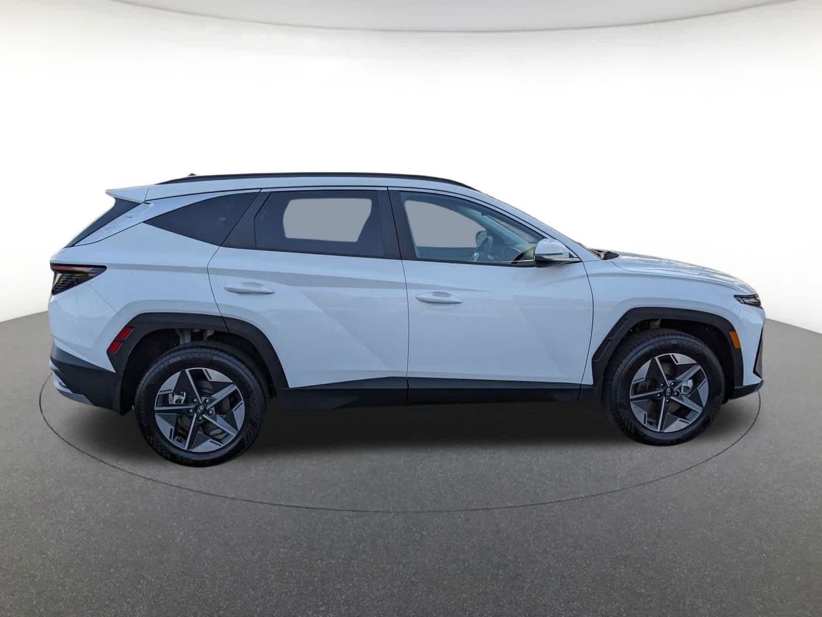 new 2025 Hyundai Tucson car, priced at $35,888
