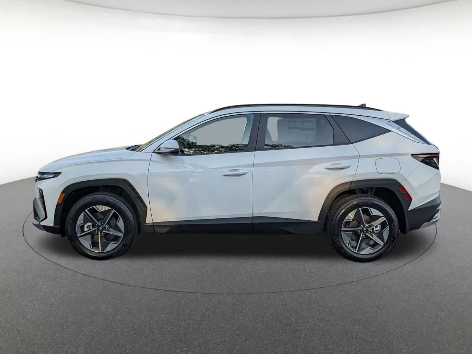 new 2025 Hyundai Tucson car, priced at $35,888