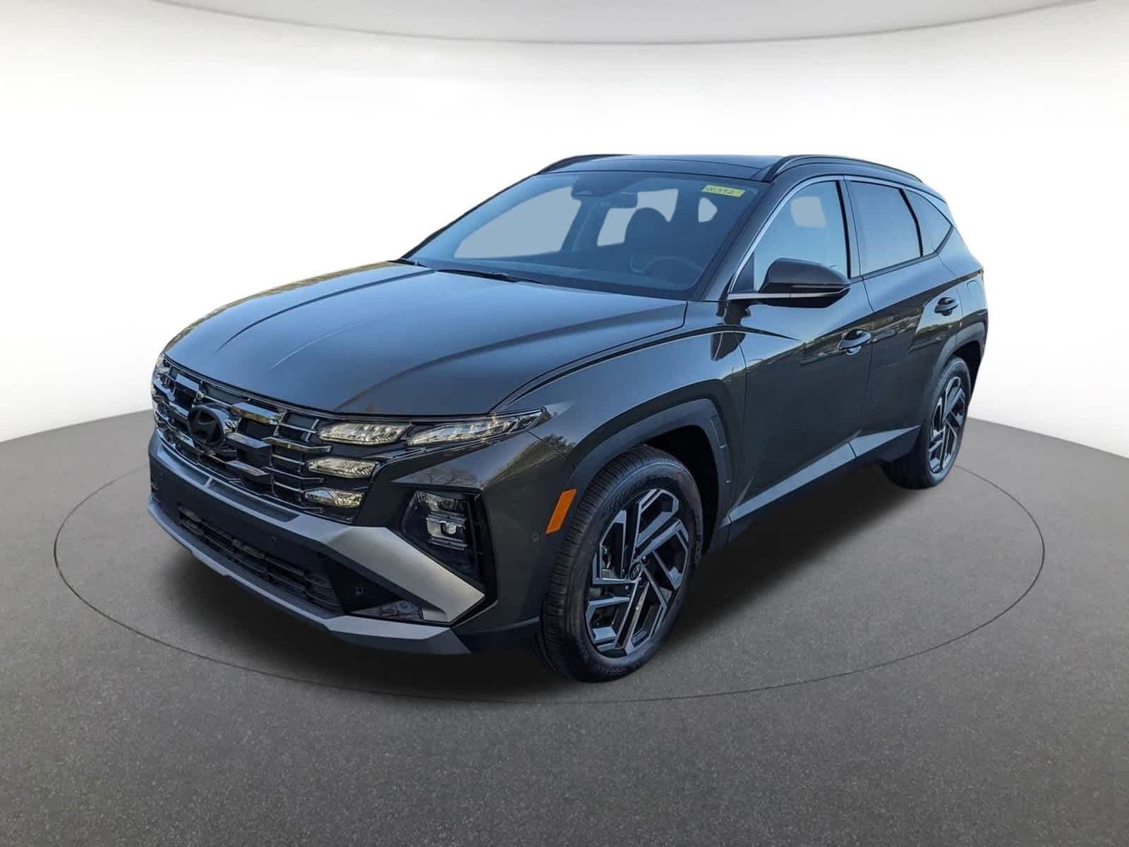 new 2025 Hyundai Tucson car, priced at $39,019