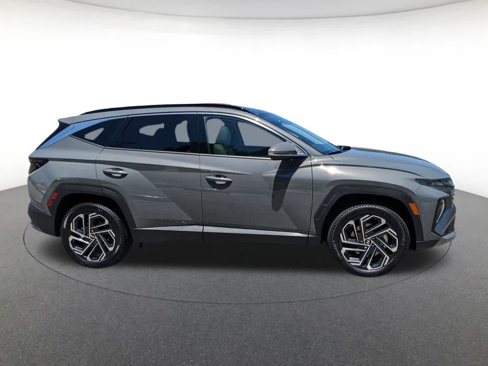 new 2025 Hyundai Tucson car, priced at $42,410