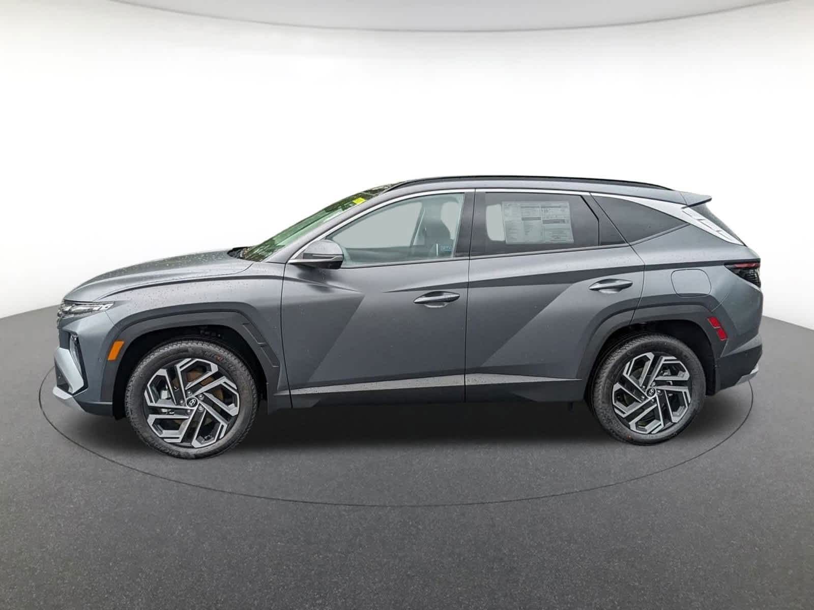 new 2025 Hyundai Tucson car, priced at $41,318