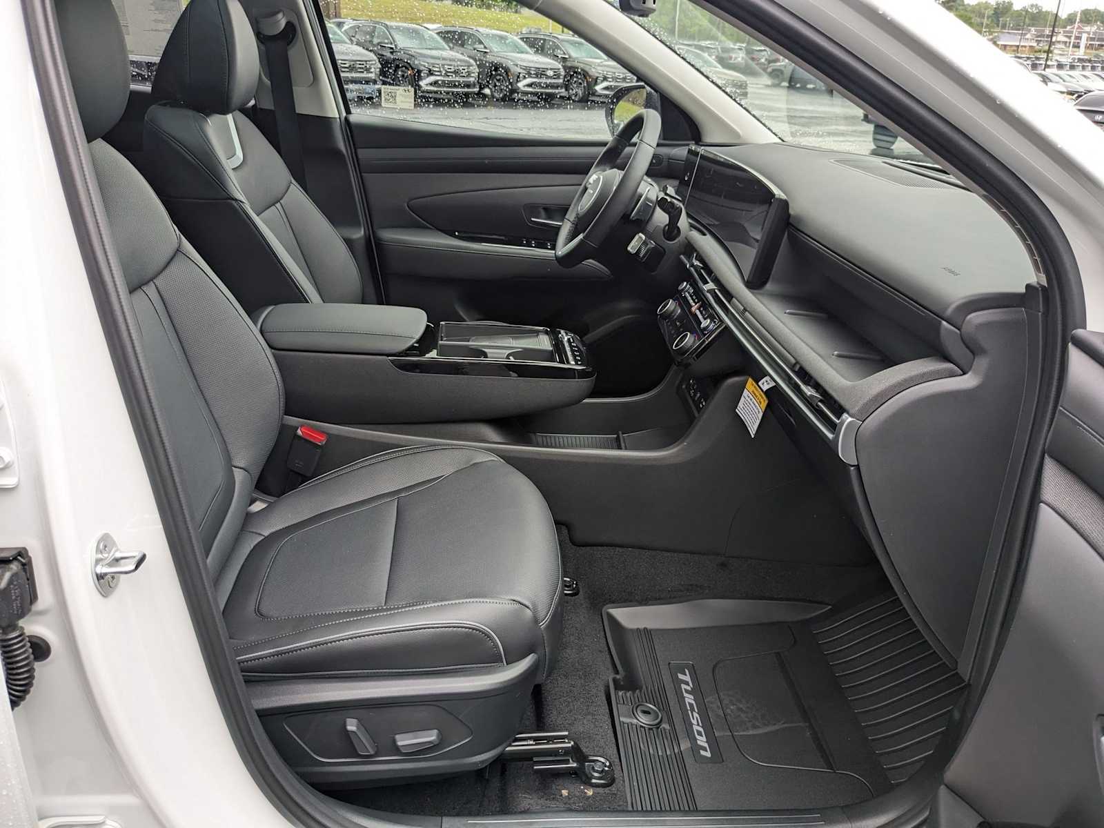new 2025 Hyundai Tucson car, priced at $40,894