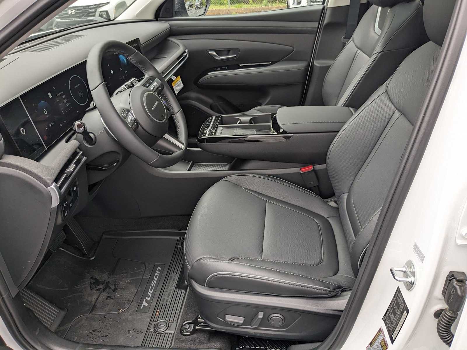 new 2025 Hyundai Tucson car, priced at $40,894