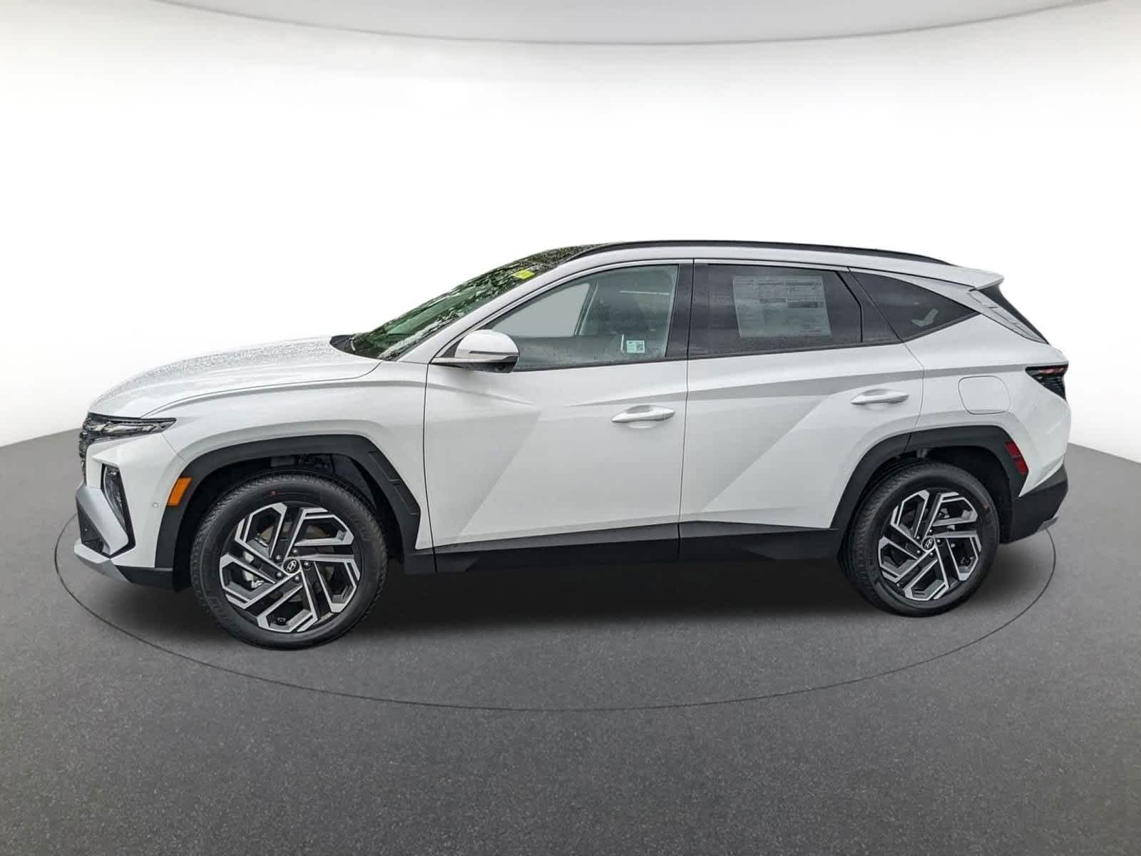 new 2025 Hyundai Tucson car, priced at $40,894