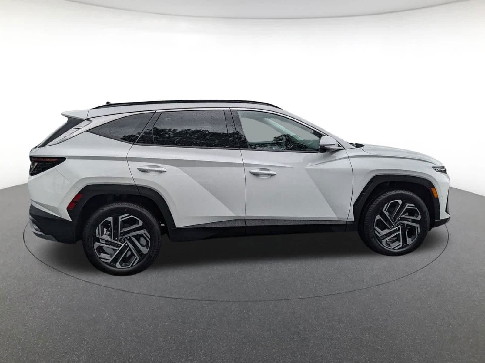 new 2025 Hyundai Tucson car, priced at $40,894