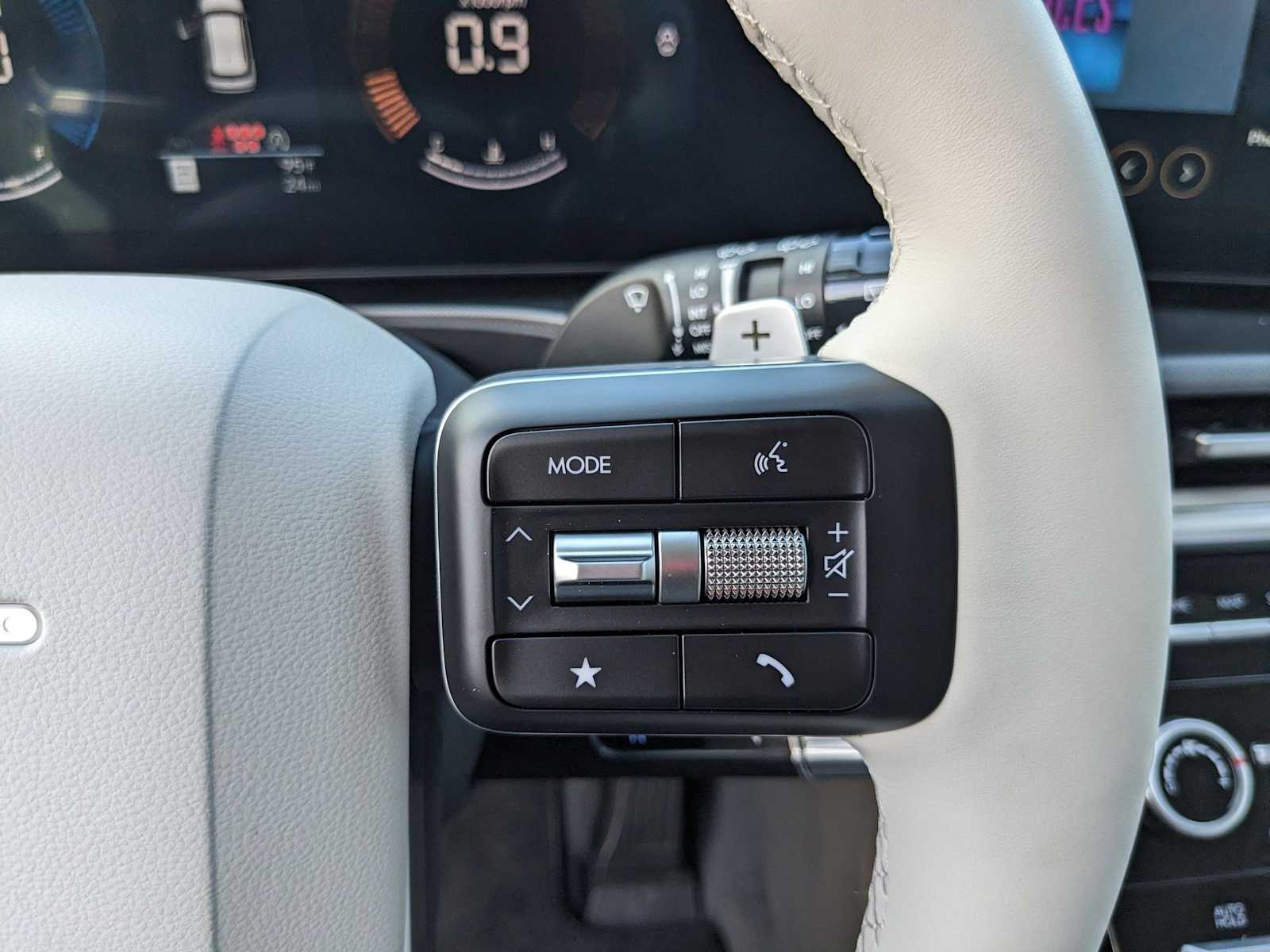 new 2025 Hyundai Santa Fe car, priced at $35,293