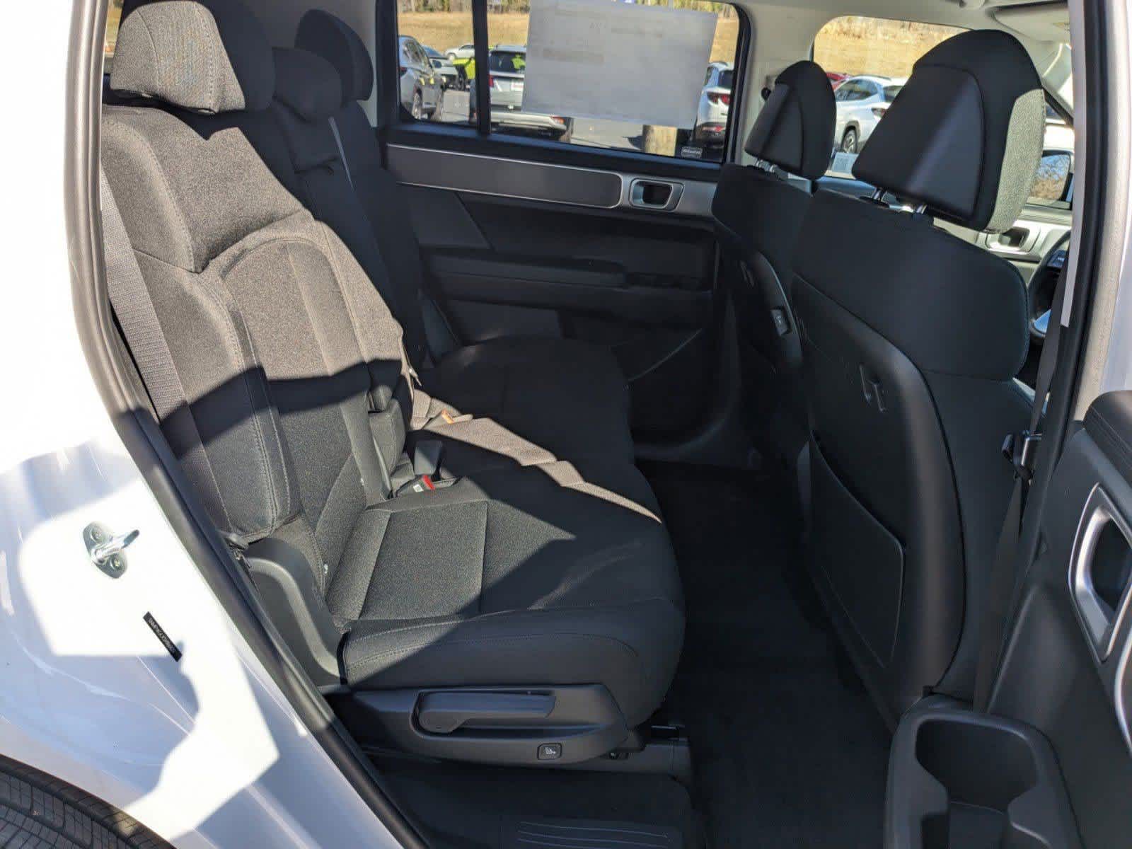 new 2025 Hyundai Santa Fe car, priced at $35,141