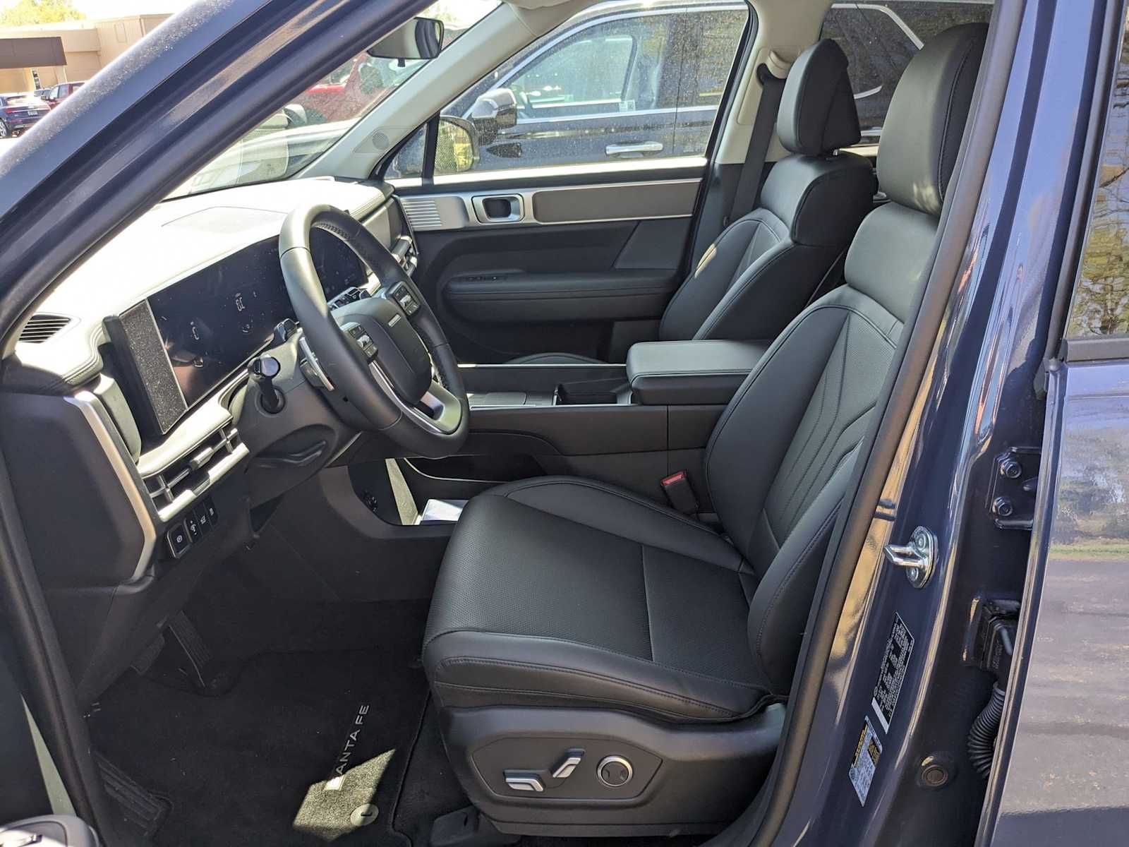 used 2025 Hyundai Santa Fe Hybrid car, priced at $35,800