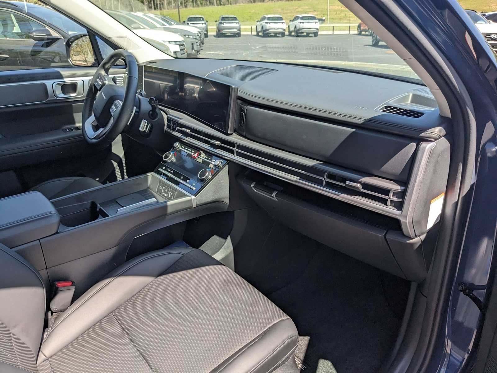 used 2025 Hyundai Santa Fe Hybrid car, priced at $35,800