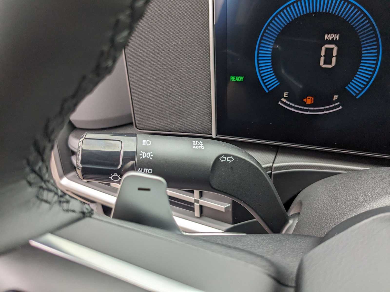 new 2025 Hyundai Santa Fe Hybrid car, priced at $40,159