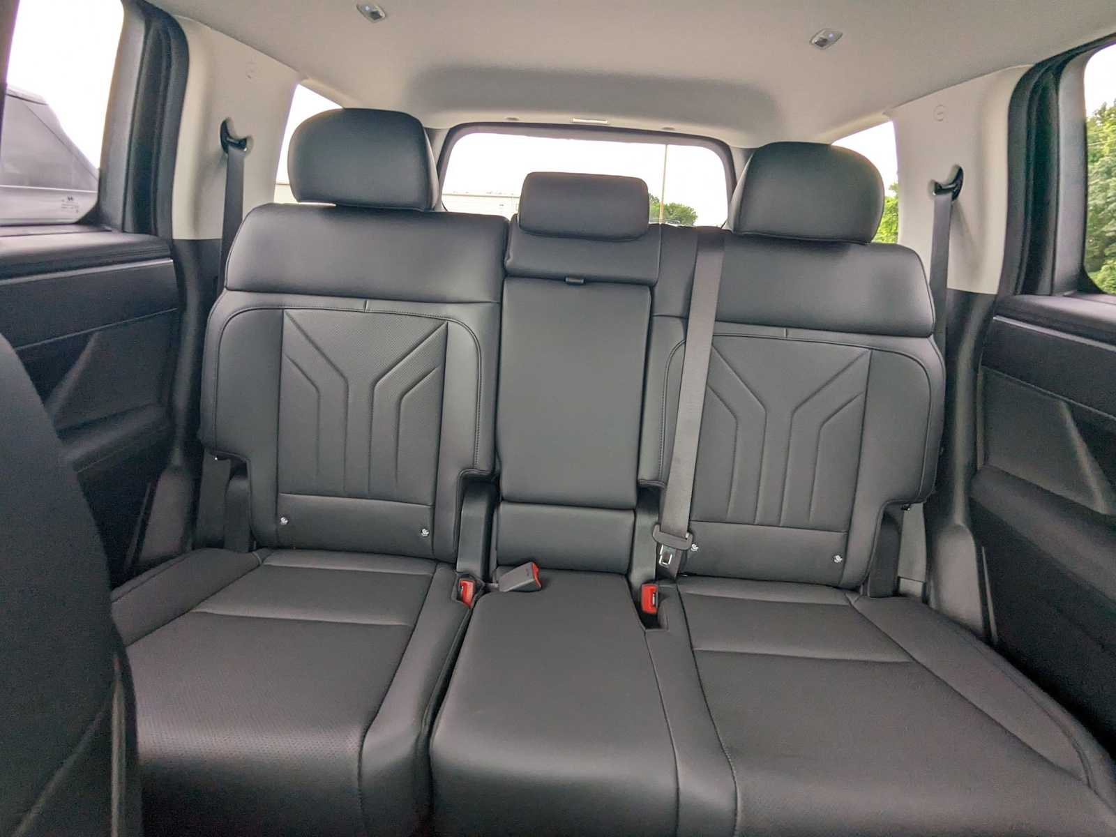 new 2025 Hyundai Santa Fe Hybrid car, priced at $40,159