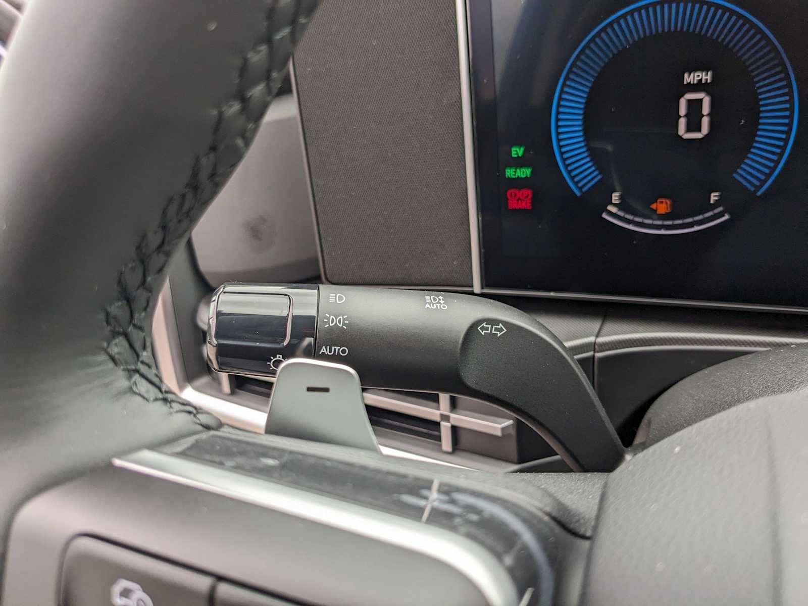 new 2025 Hyundai Santa Fe Hybrid car, priced at $40,165