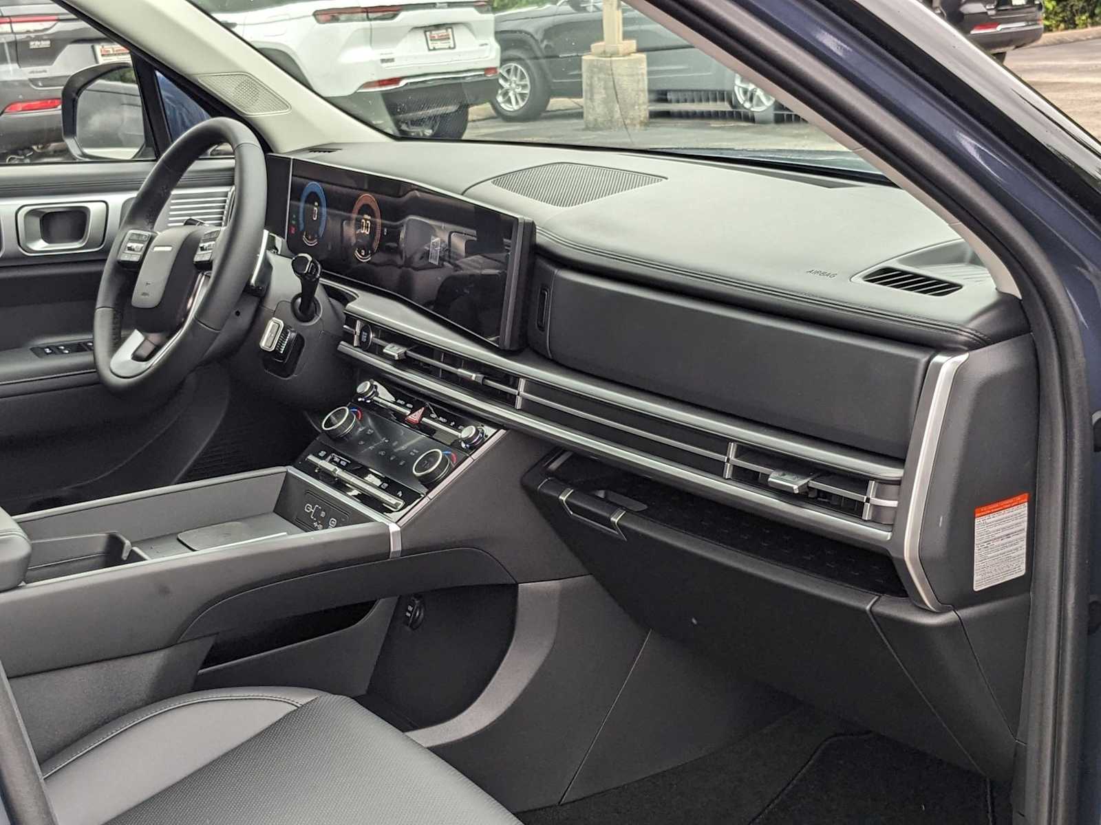 new 2025 Hyundai Santa Fe Hybrid car, priced at $40,165