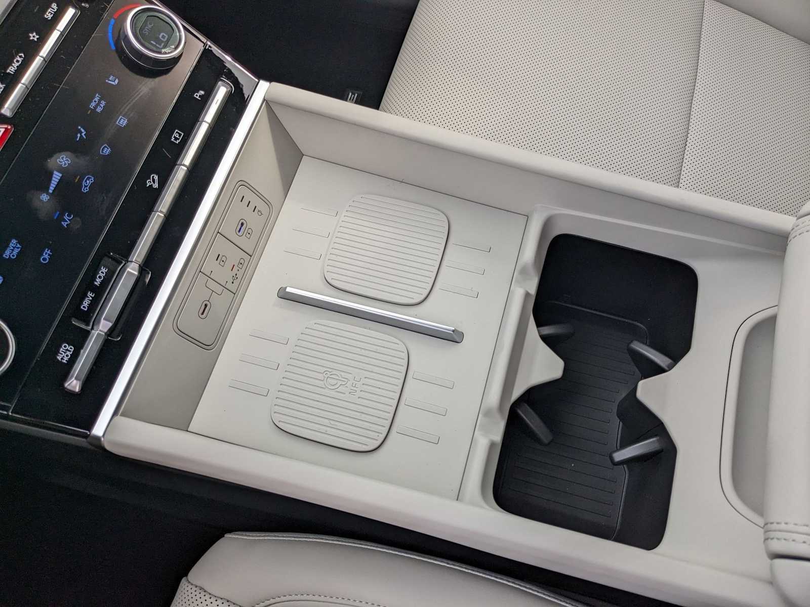 new 2025 Hyundai Santa Fe Hybrid car, priced at $39,281