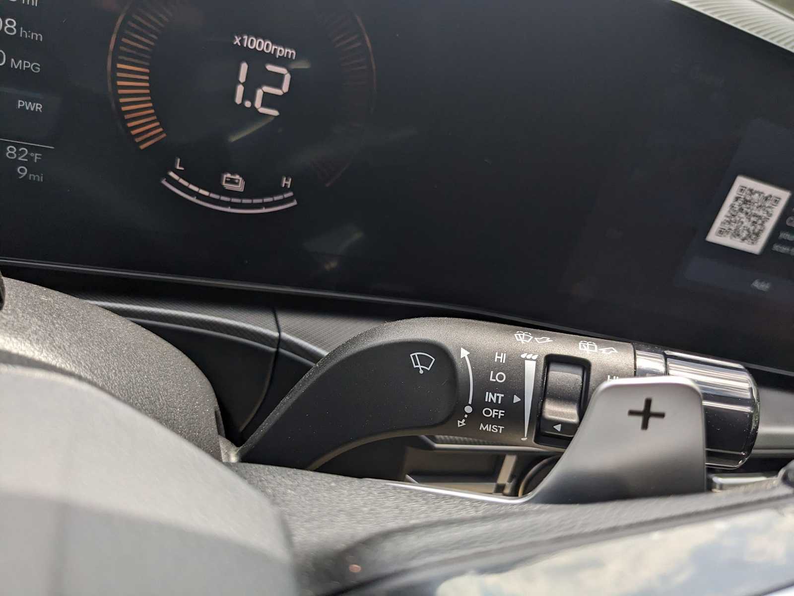 new 2025 Hyundai Santa Fe Hybrid car, priced at $38,765